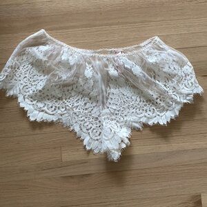 Victoria Secret Cream cheeky Lace shorts